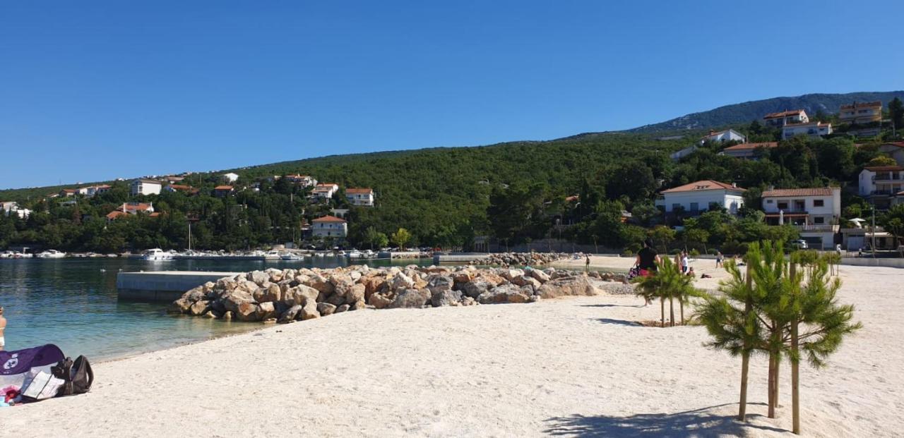 Apartmani Dea Jadranovo Exterior foto