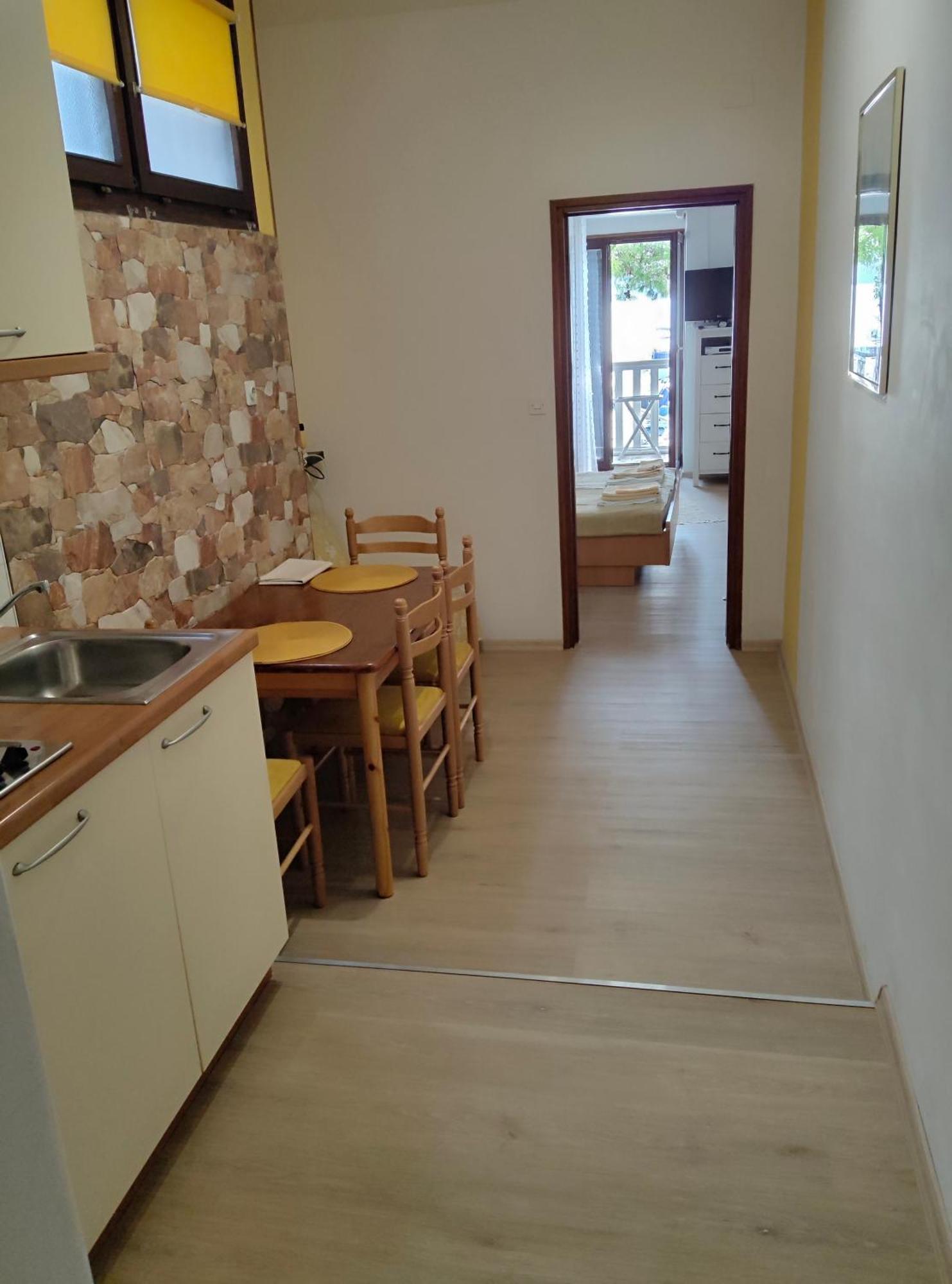Apartmani Dea Jadranovo Exterior foto