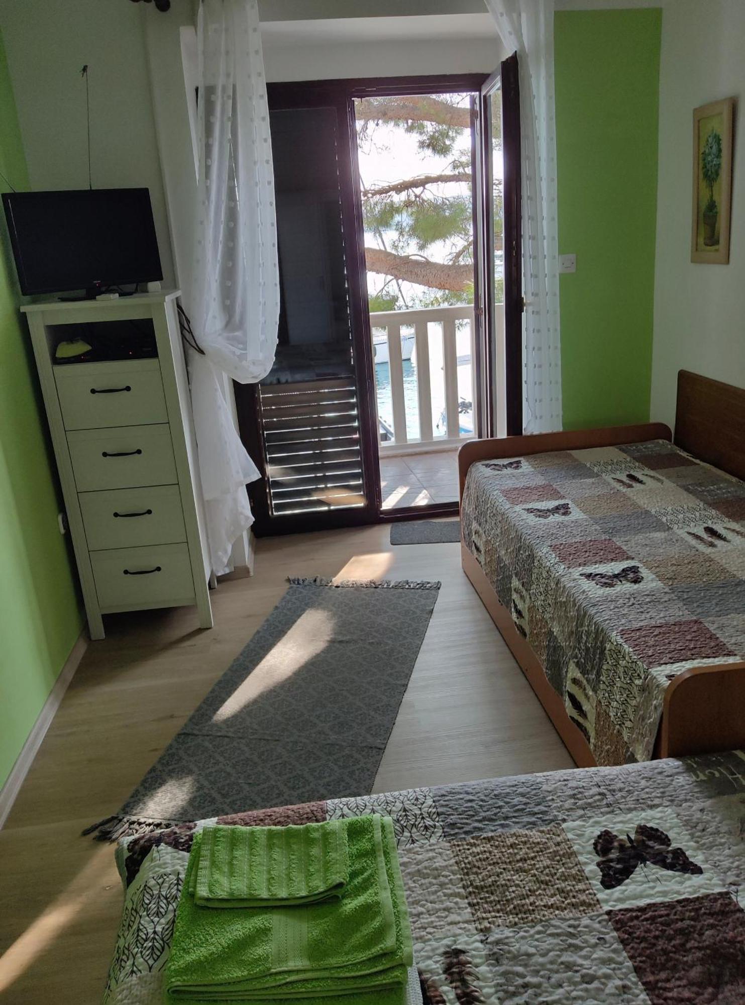 Apartmani Dea Jadranovo Exterior foto