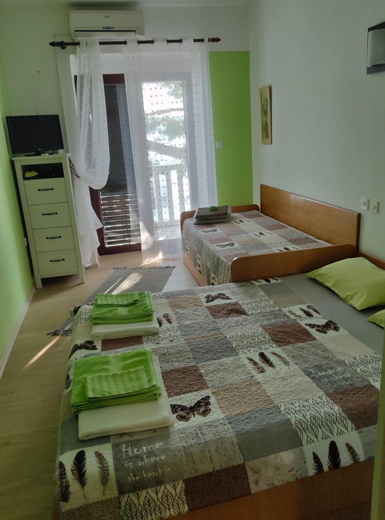 Apartmani Dea Jadranovo Exterior foto